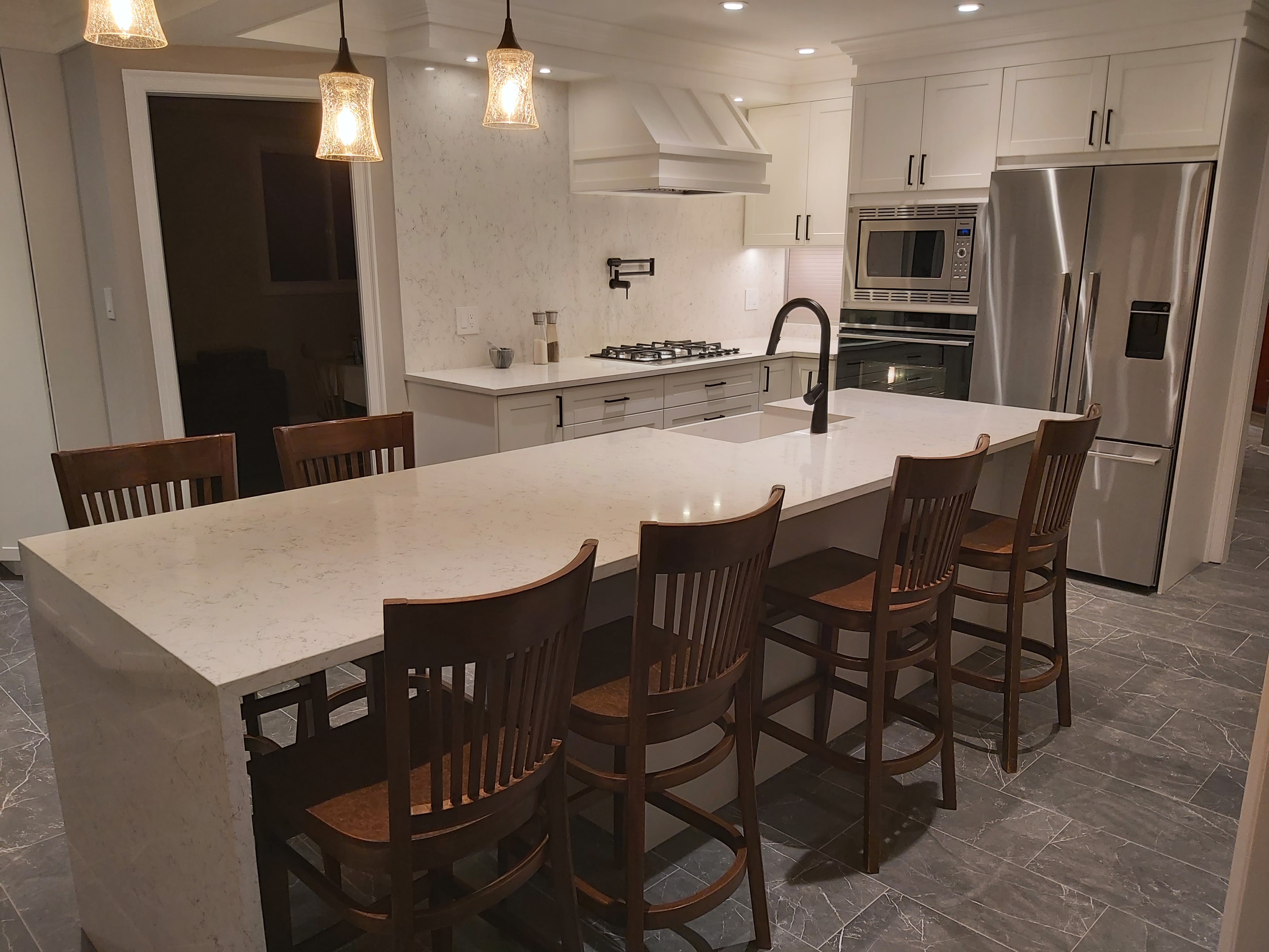 Traditional White Kitchen